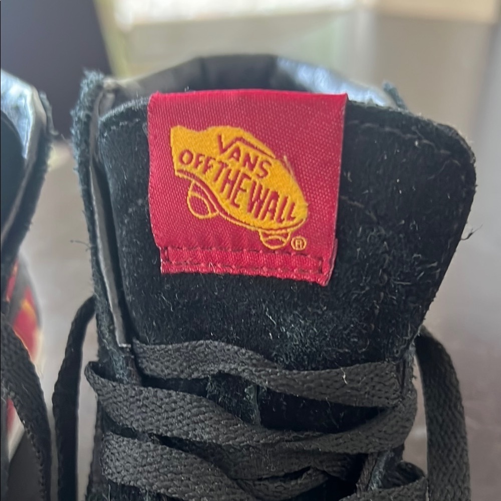 Vans x Harry Potter Gryffindor Sk8-Hi High Top Sneakers - Kids Size 2.5 - Picture 5 of 5